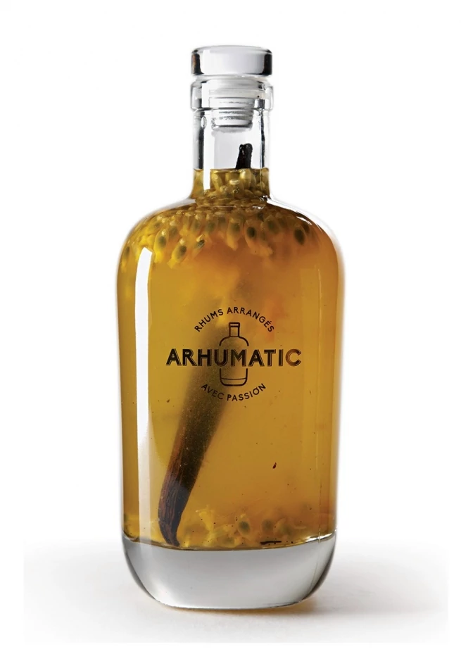 Arhumatic Passiflora Edulis rum (maracuja - vanília) (0,7L / 29%)