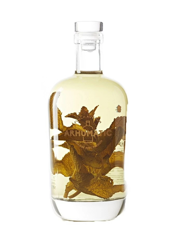Arhumatic Menta rum (0,7L / 28%)